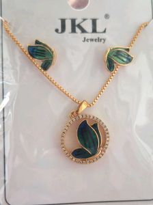 Rose Gold Butterfly Pendant Set