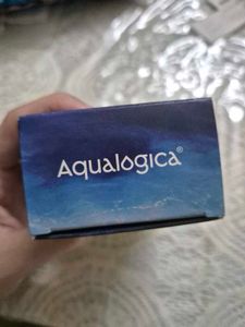 Aqualogica Glow Water Sunscreen