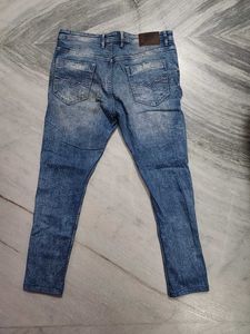 Distressed Wash Denim Jeans