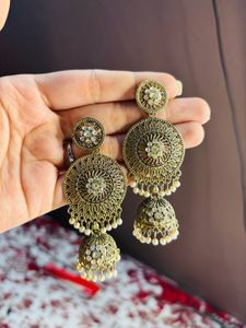 Beautiful 🤩 Partywear Earrings