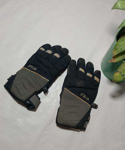 Hand Gloves