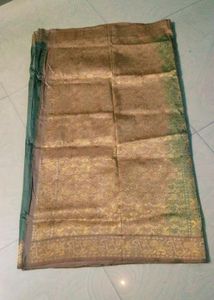 Nice Grey Colour Gadwal Saree