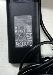 HP LAPTOP CHARGER NEW AND ORIGINAL 135 WATT