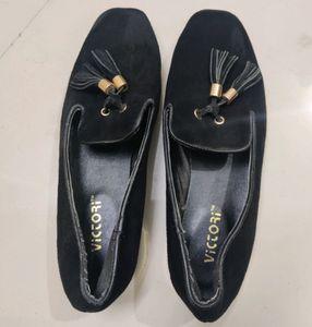 Korea Imported Women Velvet Black Tassle Loafer
