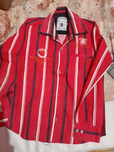 Combo For Palak Gupta . It Include White Shirt + Red Shirt + Black Jeans + Golden T-shirt. Items For Kids Aged 8-11.