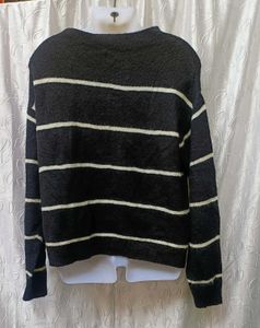 H&amp;m Striped Knit Pullover 🖤