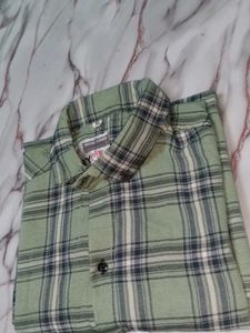 Green Plaid Flannel Shirt - XL