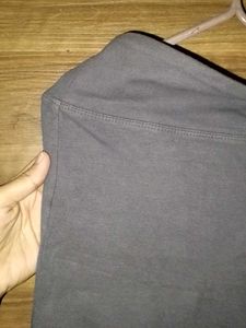 Gray Capri Yoga Pants