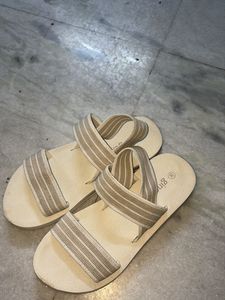 Best And Comfy Flats For Women