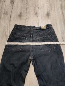 Ma1742 Sabrin bootcut jeans waist 28 inches