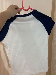 H&amp;M Fitted top 2