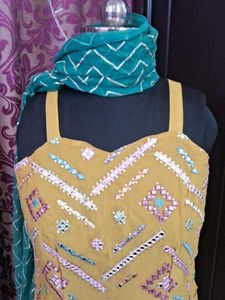 Elegant Embroidered Kurta Set of 3.