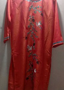 Beautiful Round Neck Straight Kurti