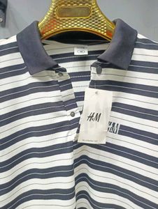 H&amp;M Polo Neck, Snap Buttons, Regular Fit T-shirt