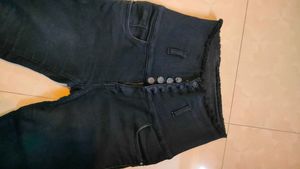 Black Skinny Jeans