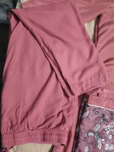 ISHIN Elegant Mauve Kurta Set with Dupatta