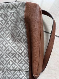 Tommy Hilfiger Cross Body Bag-original