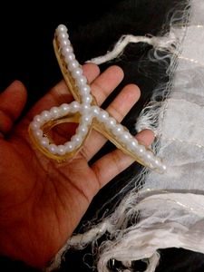 Korean White Pearl Clucher Or Clip