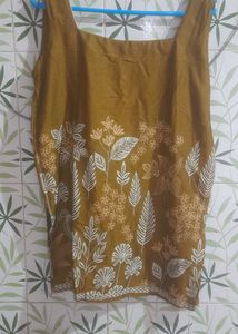 SHORT KURTI