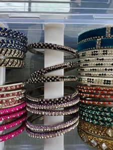 Lac Bangles