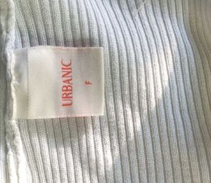 White Ribbed Tie-Back Top🤍🤍