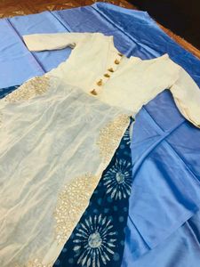 Off White With Navy Blue Printed Kurta