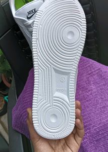 Nike Air Force 1 - Classic White Sneakers