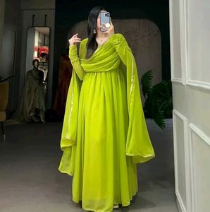 New Stayle Beautiful Women Gown Dress Inpoted Dres