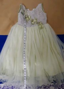 Green party gown (4-8yrs)