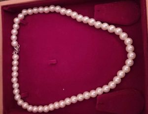 Pearl Necklace chain Totaly New