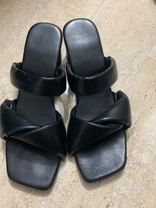 Tokyo Talkies Black Heels