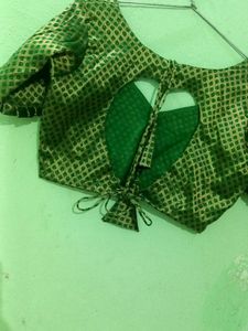Bnarshi Saari