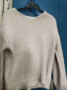 CUTE FLUFFLY SWEATER