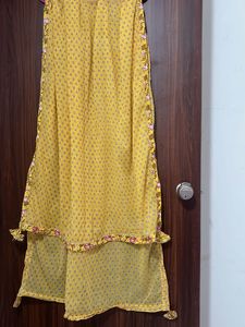Yellow &amp; Red Printed Dupatta