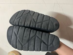 zudio unisex slipper