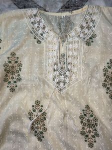 Elegant Floral Print Kurta