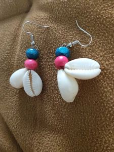 Cowrie Shell Earings