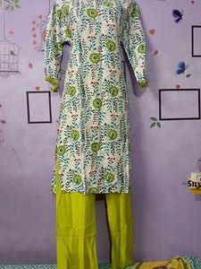 ❤️😍 brand New beautiful Collection Of 2pc Suit Sets ❤️😍 Choose Urs 🤗