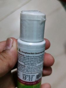 Mama Earth Onion Hair Oil