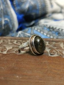 92.5 Pure Silver Vintage Labrodite Ring