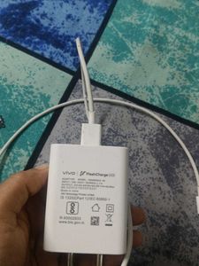 Vivo Flashcharge With Cable 44w