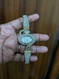 New Stylish Women's Watch