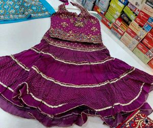 Fancy SKIRT &amp; BLOUSE ( 3- 4 YEAR)