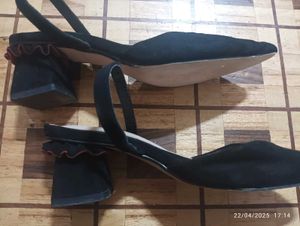 Zara Woman Black Slingback Heels