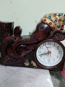 New Showpiece With Wall
