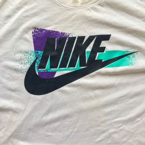Nike Vintage Tee