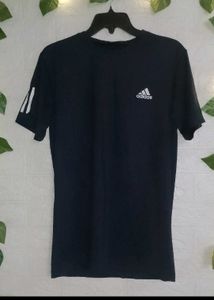 💥New Adidas T-shirt