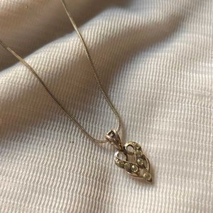 🆕 Elegant Silver Necklace