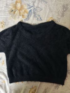 Cozy Black Wool Crop Top | Warm &amp; Stylish | Lightl