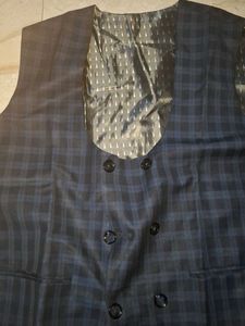 Men's Plaid Suit Set  size 46